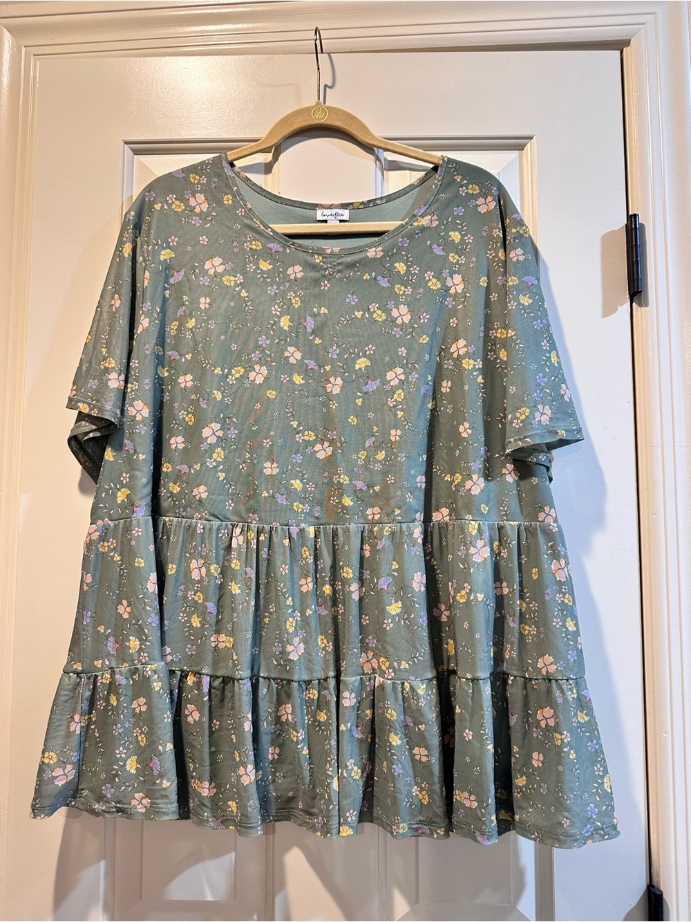 Floral Tiered Mesh Top Sage Green
